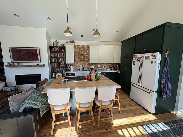 16 E Simpson Ave #A — Photo 19