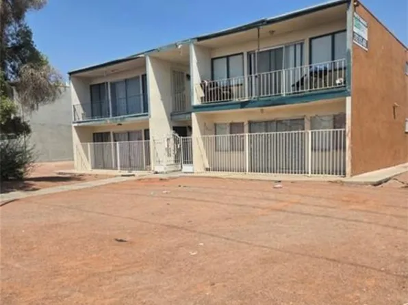 1402 E Desert Inn Rd APT 4, Las Vegas, NV 89169