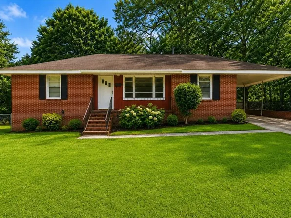 29 Artillery Dr, Columbus, GA 31903