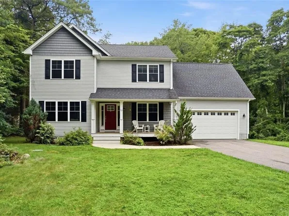 17 Old Tunk Hill Rd, Scituate, RI 02825