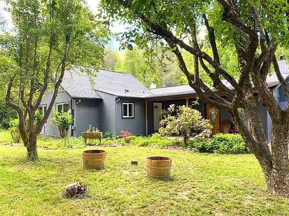 5th image of 3356 Little Applegate Rd