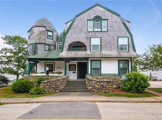 20 Rodman St APT 2, Narragansett, RI 02882