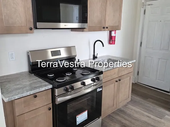 35 South Sussex, 35 S Sussex St APT 1, Gloucester City, NJ 08030