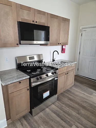 35 South Sussex Photo 1