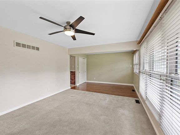4th image of 165 Dauphin Ln