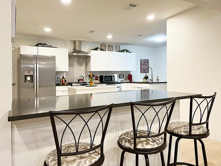 9241 Markanne Dr — Photo 23