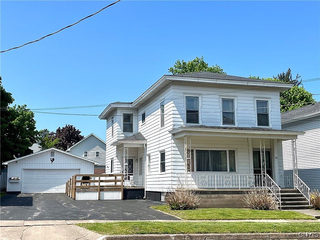 252 W 4th St, Oswego, NY 13126 Zillow