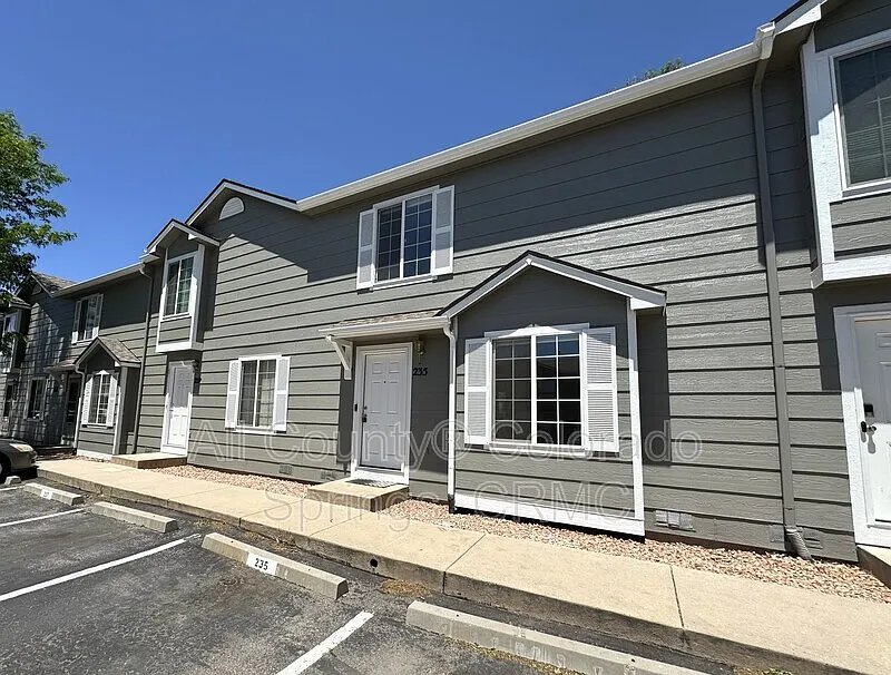 2 bed, 2.0 bath, 992 sqft, $1,595 — Photo 1
