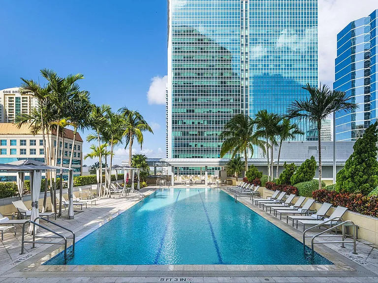 1395 Brickell Ave #34-ID1039126P — Photo 43
