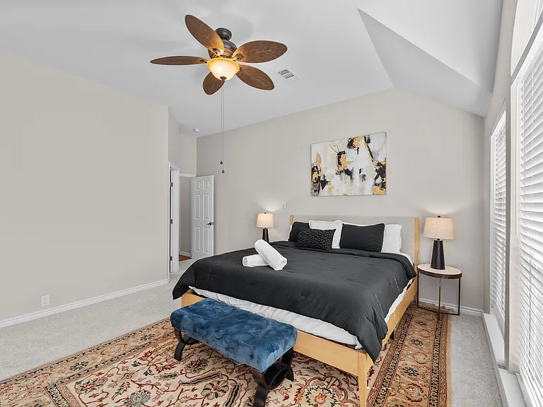 11350 Balcones Dr — Photo 29
