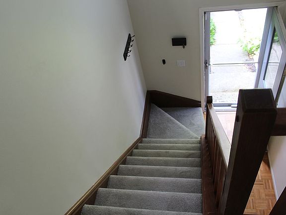 2nd image of 1565 Greens Edge Dr