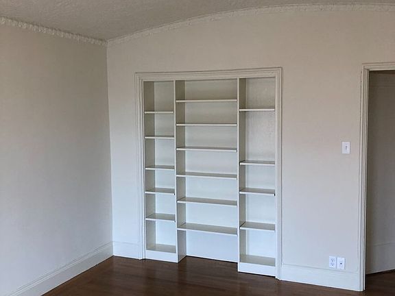 5th image of 3759 Fillmore St #9