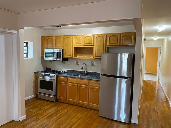 5th image of 730 E 99th St #1