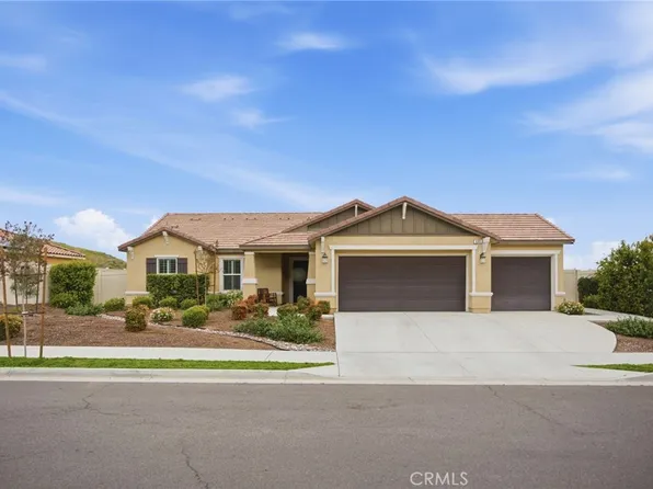 695 Qeweewish Ave, San Jacinto, CA 92582
