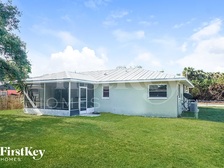 14500 Ransom Ave — Photo 18