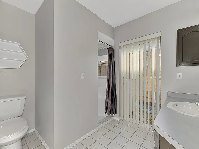 3026 Grafton St — Photo 24