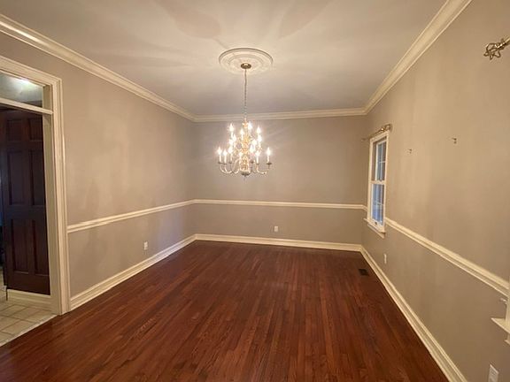 3rd image of 2071 Greenfield Ave NW