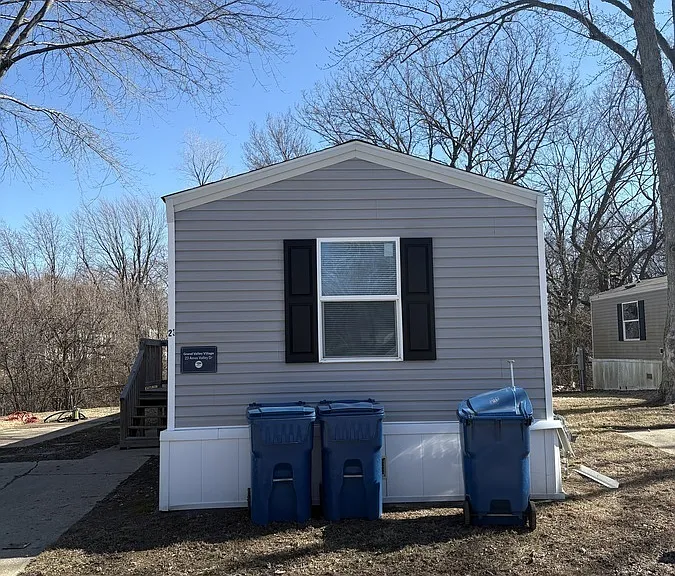 23 Amos Valley Dr — Photo 2