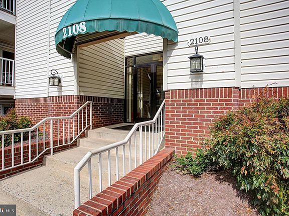 2nd image of 2108 Whitehall Rd Unit Bc