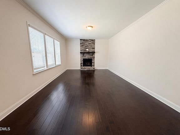 3rd image of 4097 Weavers Pond Dr