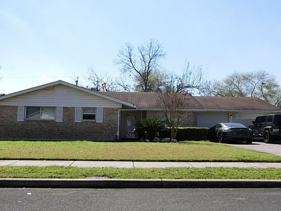 3rd image of 518 Booth Dr