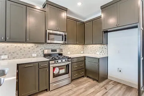 433 Matchbox St — Photo 4