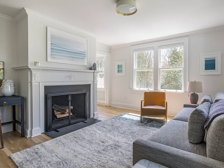 86 Hildreth St — Photo 9