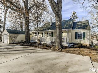 5 W Hazel Dell Ln, Springfield, IL 62703