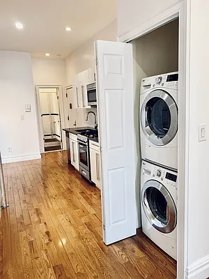 Rented by Platinum Properties | media 7