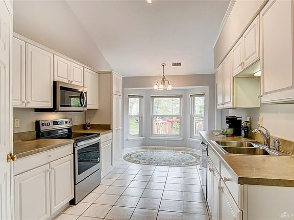 2nd image of 1453 Ashworth Ct