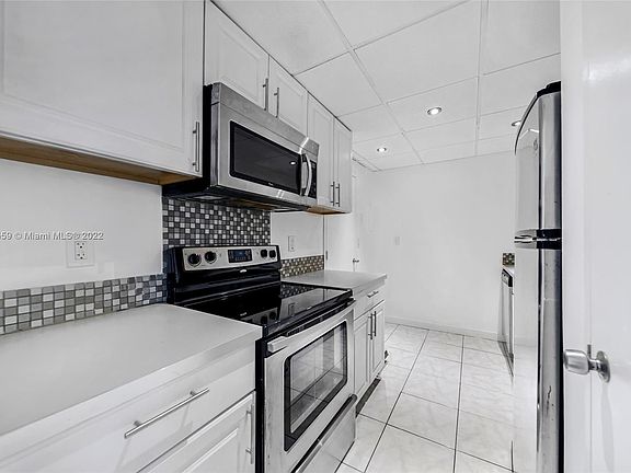 4th image of 1865 79th Street Cswy APT 2E