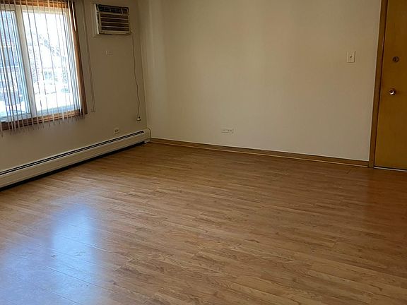 4th image of 11025 S Keating Ave APT 204