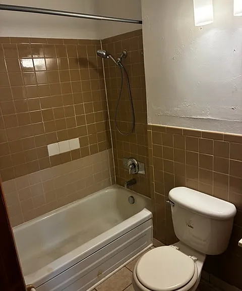 1633 Superior St #2 — Photo 8