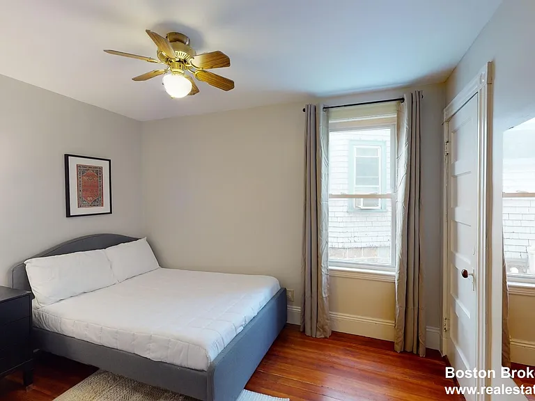 30 Roseclair St #1 — Photo 8