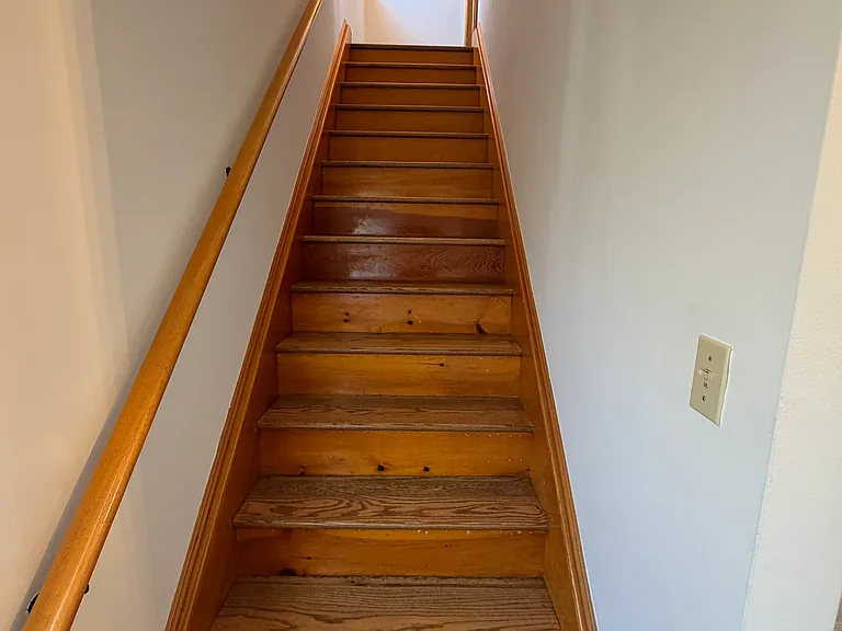 219 Old Mamaroneck Rd — Photo 2
