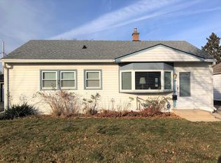 194 W Armour Ave, Milwaukee, WI 53207