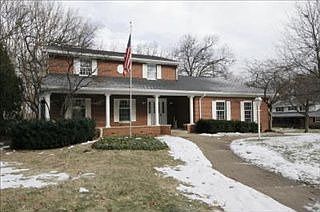 5th image of 2410 Acorn Ln