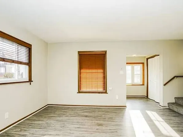 (undisclosed Address), North Versailles, PA 15137