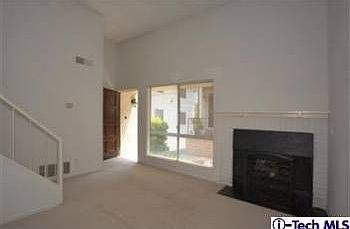 1st image of 320 Pasadena Ave APT 6