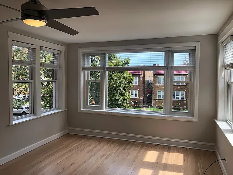 3748 N Sawyer Ave — Photo 6