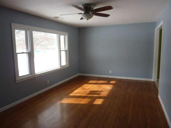 4th image of 1148 Bellshire Dr