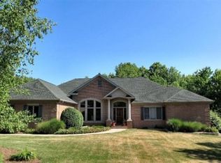 286 Parc Aux Vaches Dr, Chesterton, IN 46304
