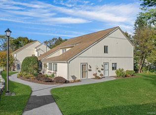17 Cromwell Place #B, Mohegan Lake, NY