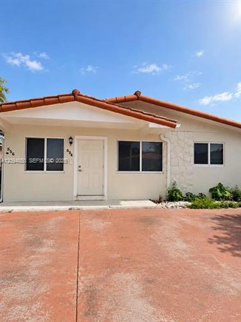 554 E 10th St cu-554 , Hialeah, FL 33010 — Photo 2
