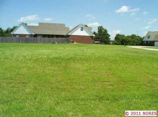 1201 SW 22nd St, Wagoner, OK 74467