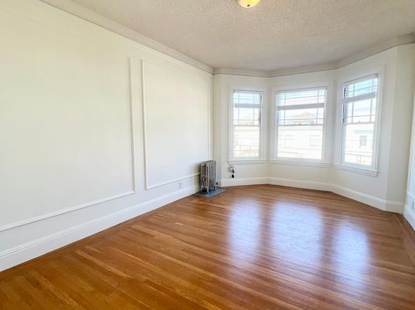 1345 Clement St APT 202