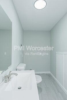 5th image of 8 Pond St