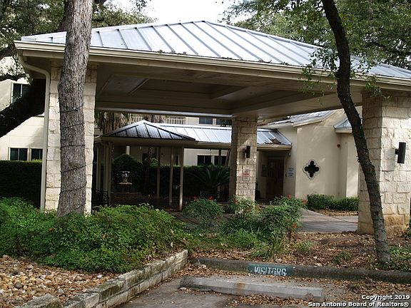 2nd image of 8700 Post Oak Ln APT 241