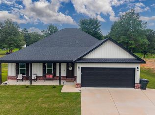 2040 Creekwood Cir, Bauxite, AR 72011