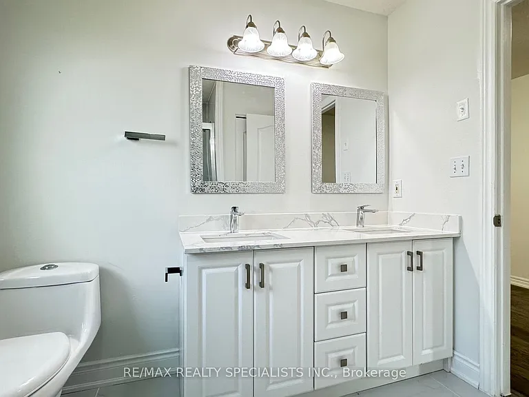 505 Bridlewreath Ct #UPPER LVL — Photo 43